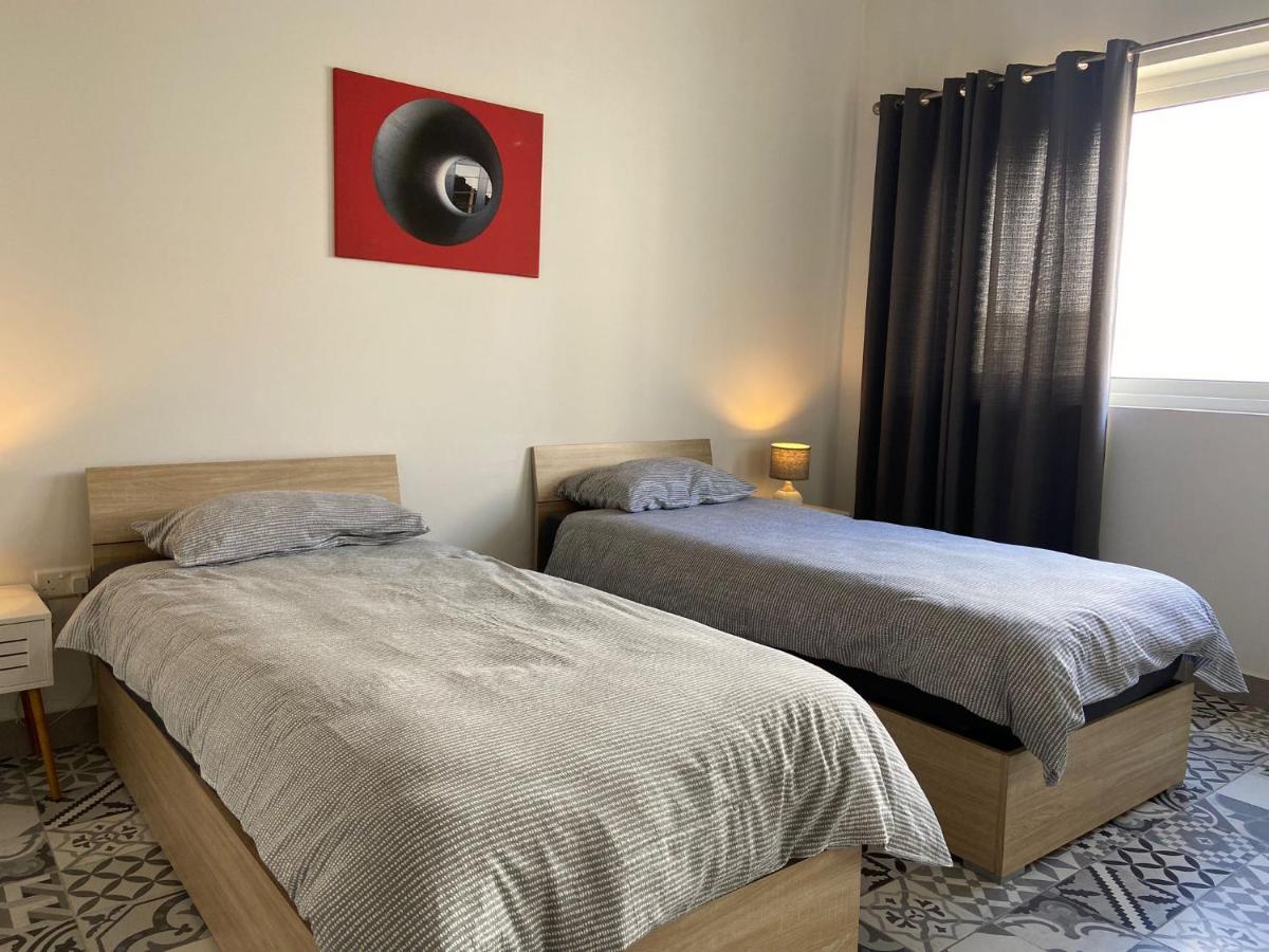 Apartament Distant Seaview Penthouse *
